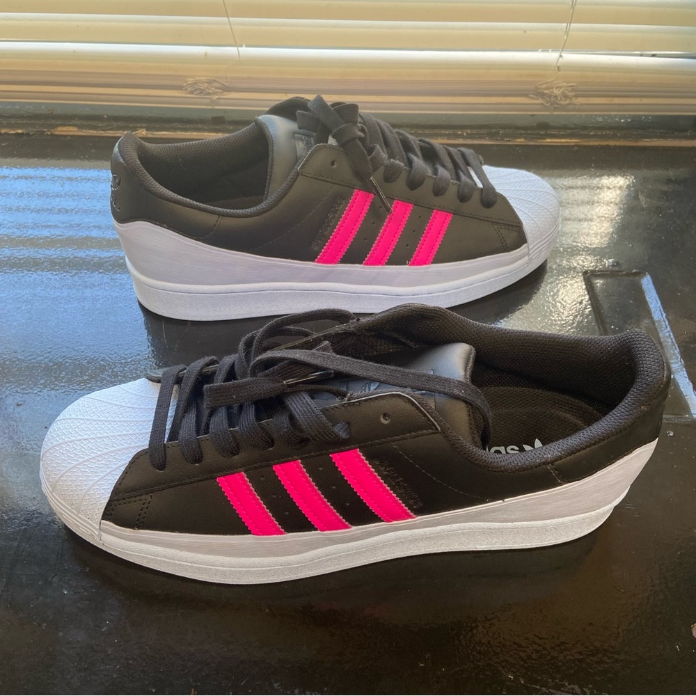 Adidas Superstar sz 11 Black Hot Pink Sky Blue FV3028